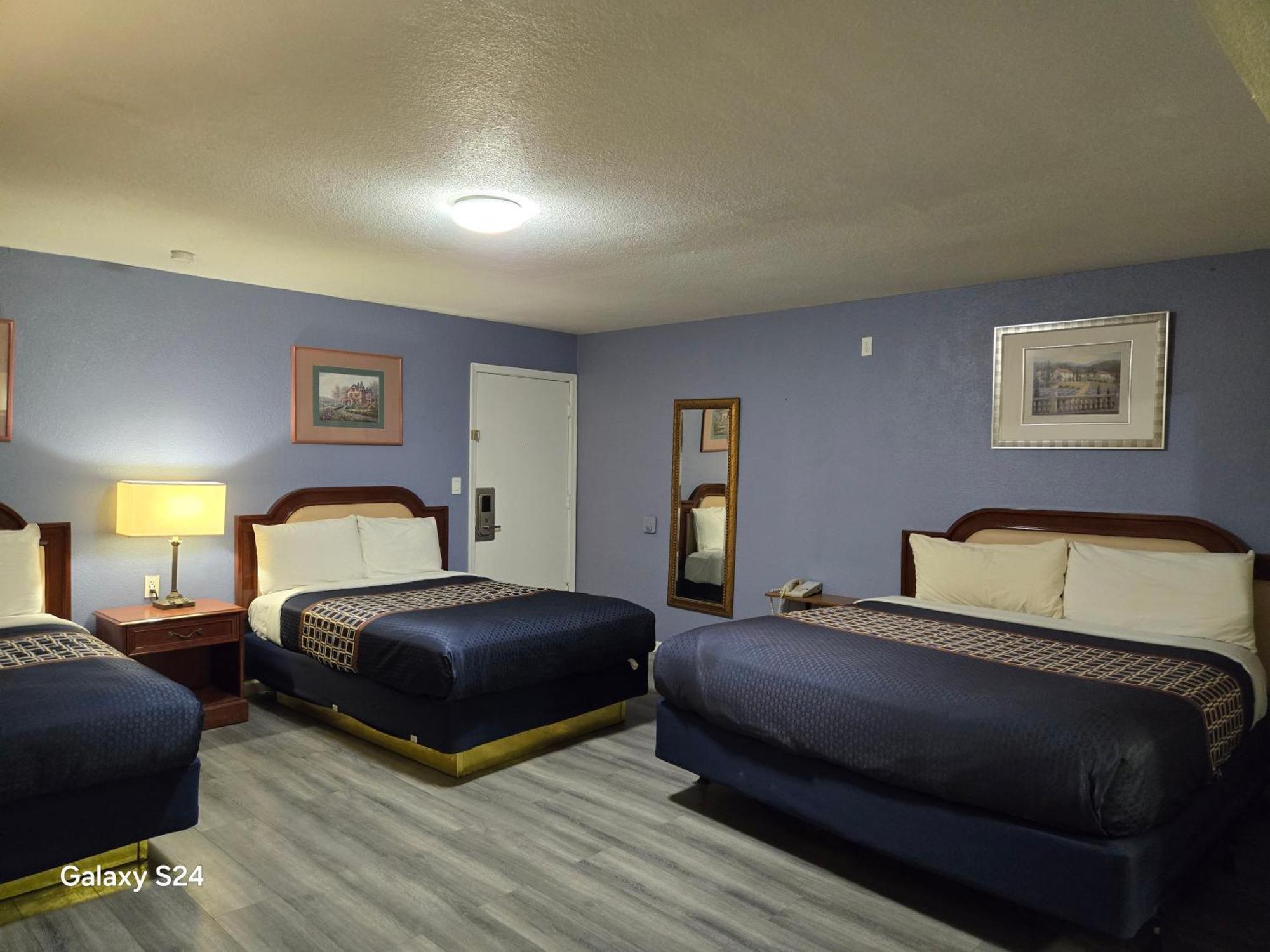 Rodeway Inn & Suites Blythe I-10 Bagian luar foto