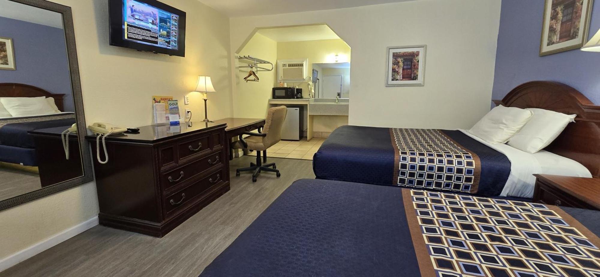 Rodeway Inn & Suites Blythe I-10 Bagian luar foto
