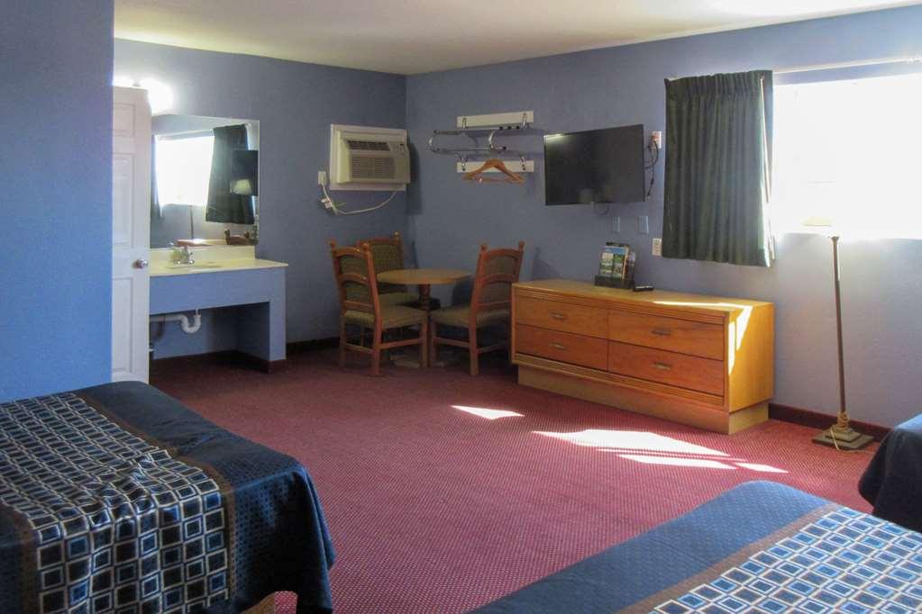 Rodeway Inn & Suites Blythe I-10 Ruang foto